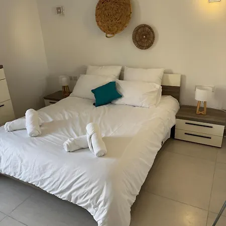Apartment The Fifth Penthouse - 3 Large Bedrooms Gzira