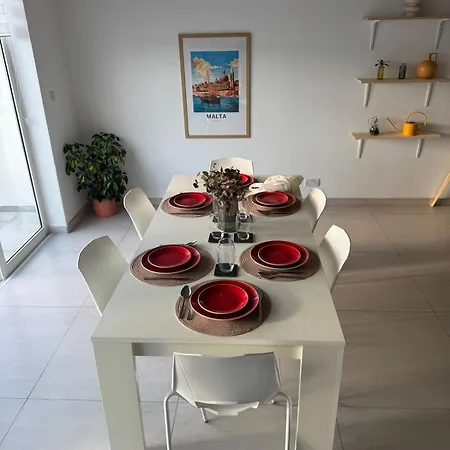 The Fifth Penthouse - 3 Large Bedrooms Daire